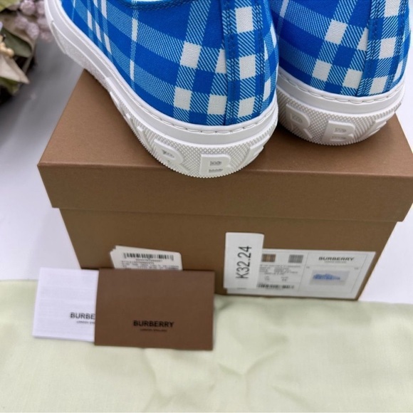 Men’s Burberry, Jack vivid blue check sneakers size 44 made in Italy - Picture 5 of 7
